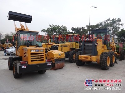 壓路機(jī) 裝載機(jī) 推土機(jī) 平地機(jī) 挖掘機(jī)等工程機(jī)械及相關(guān)配件_壓路機(jī)_路面機(jī)械_整機(jī)求購_整機(jī)平臺(tái)_中國路面機(jī)械網(wǎng)